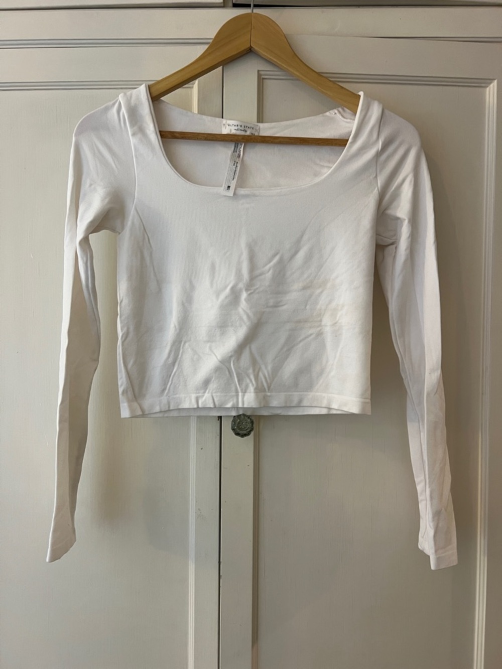 Altard State White Long-Sleeve Scoop Neck Crop Top